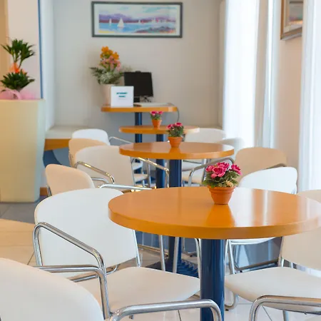 Giulietta 3* Riccione