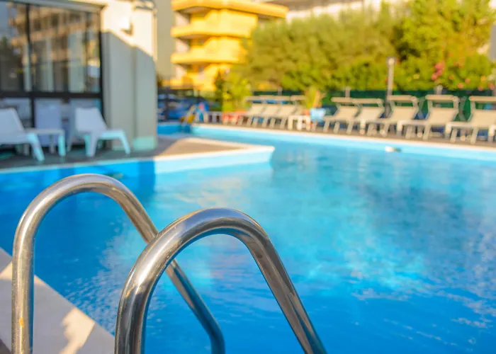 Giulietta Hotel 3*