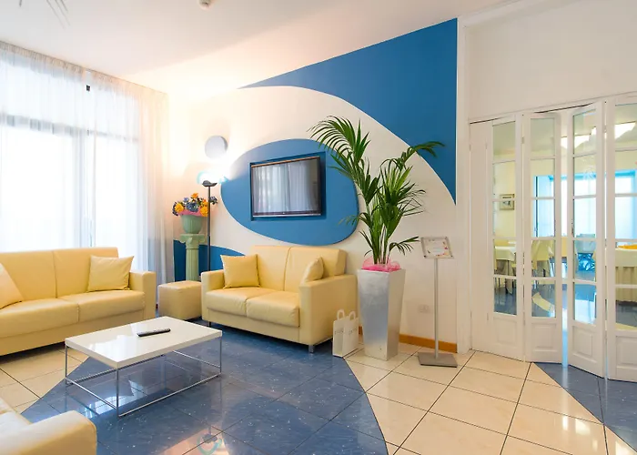 Giulietta Hotel 3*