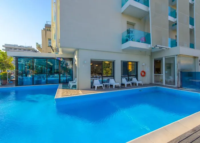 Giulietta Hotel 3*